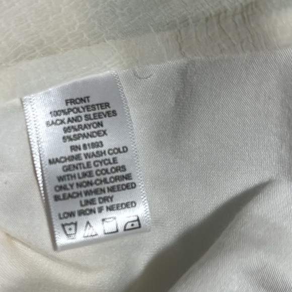 H by Halston cream chiffon drape twist front blouse size L - Picture 8 of 10